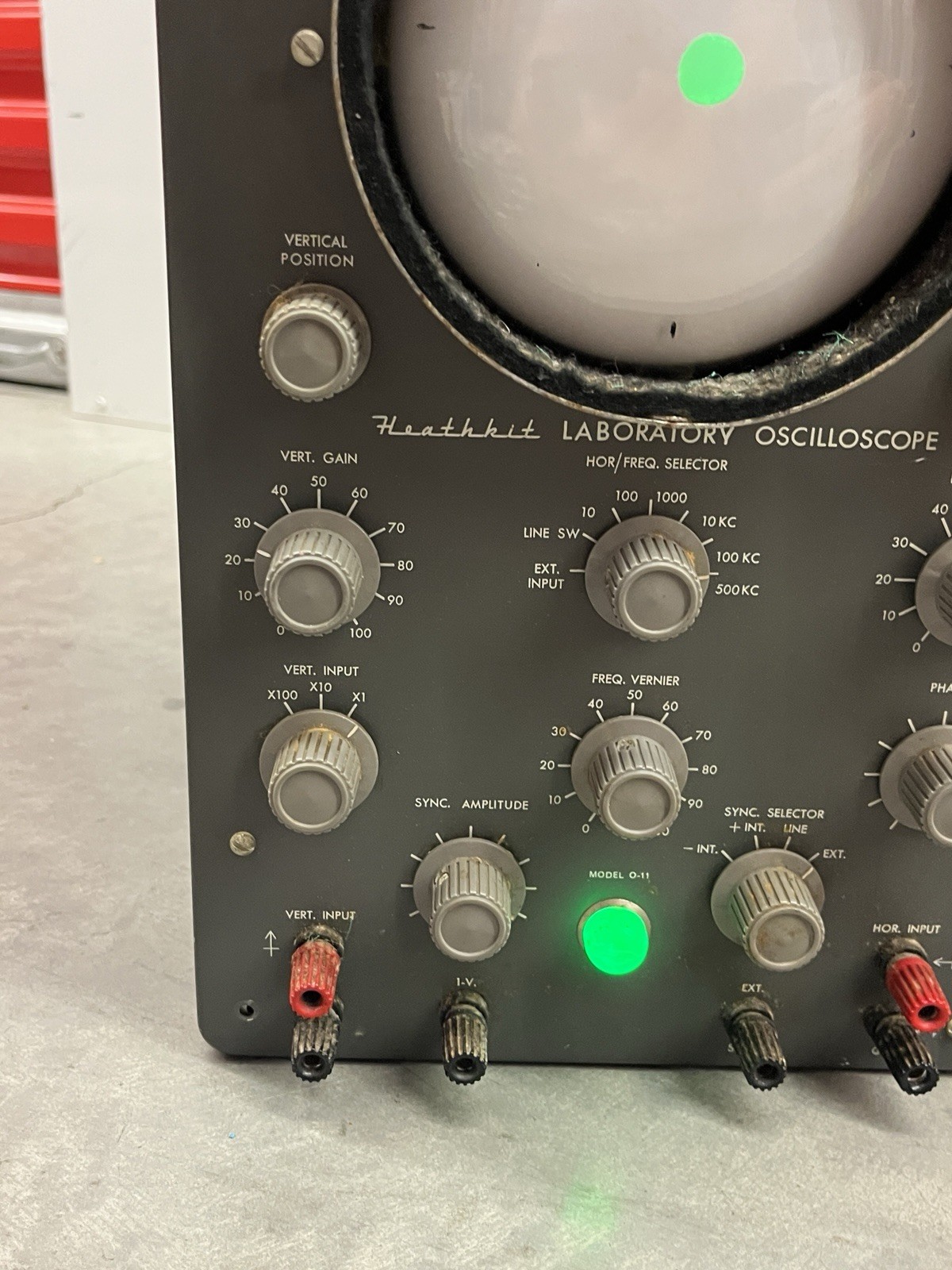 Vintage Heathkit Laboratory Oscilloscope Model O-11 Daystrom Tested Powers On