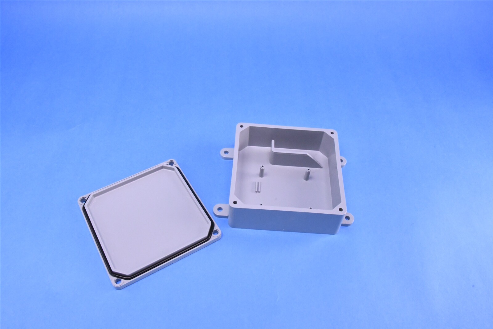 Waterproof Heavy Plastic Enclosure 4″ x 4″ x 1.5″ w/ Mounting Studs