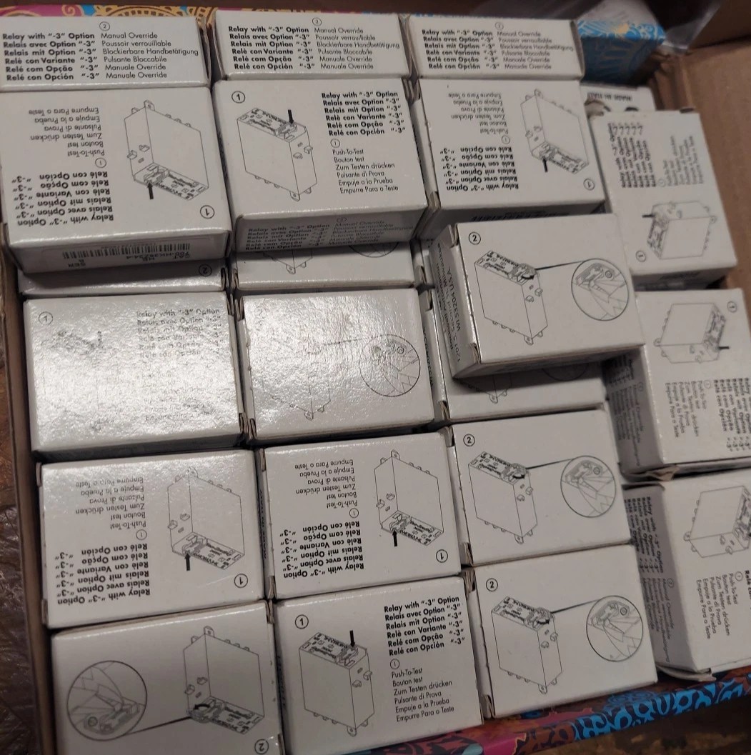 Allen Bradley 700-HK36Z24-4 Relay 16A 24V DC SPDT