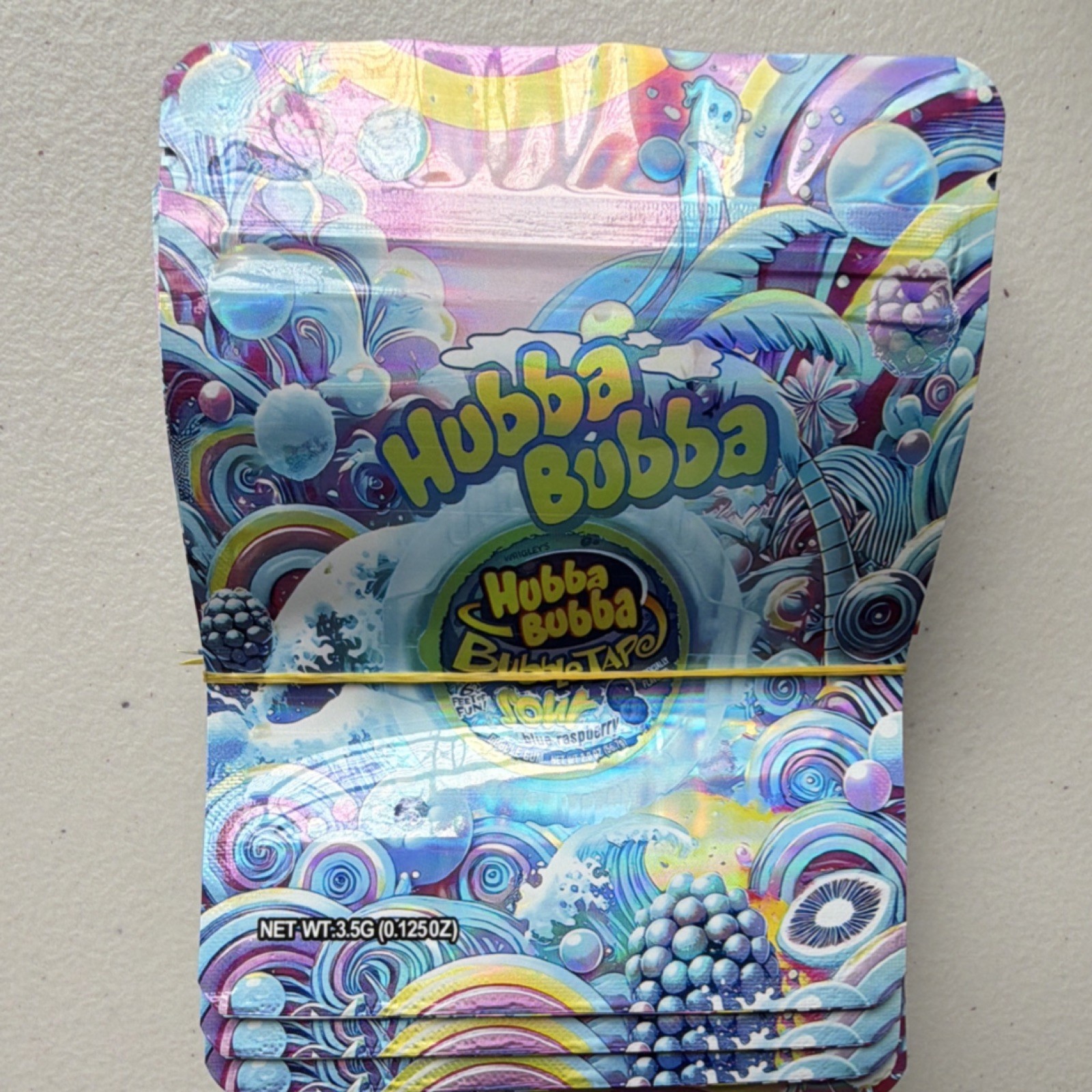 50 Pcs – 3.5g Hubba Bubba Bubble gum Holographic Mylar bags