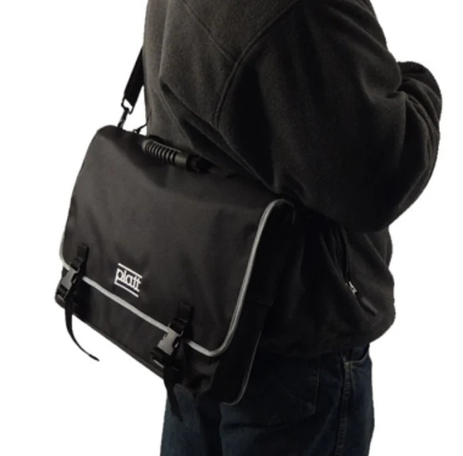697 – PLATT LUGGAGE – Technician’s Messenger Bag – Outer Dimensions: 18.25” x 13
