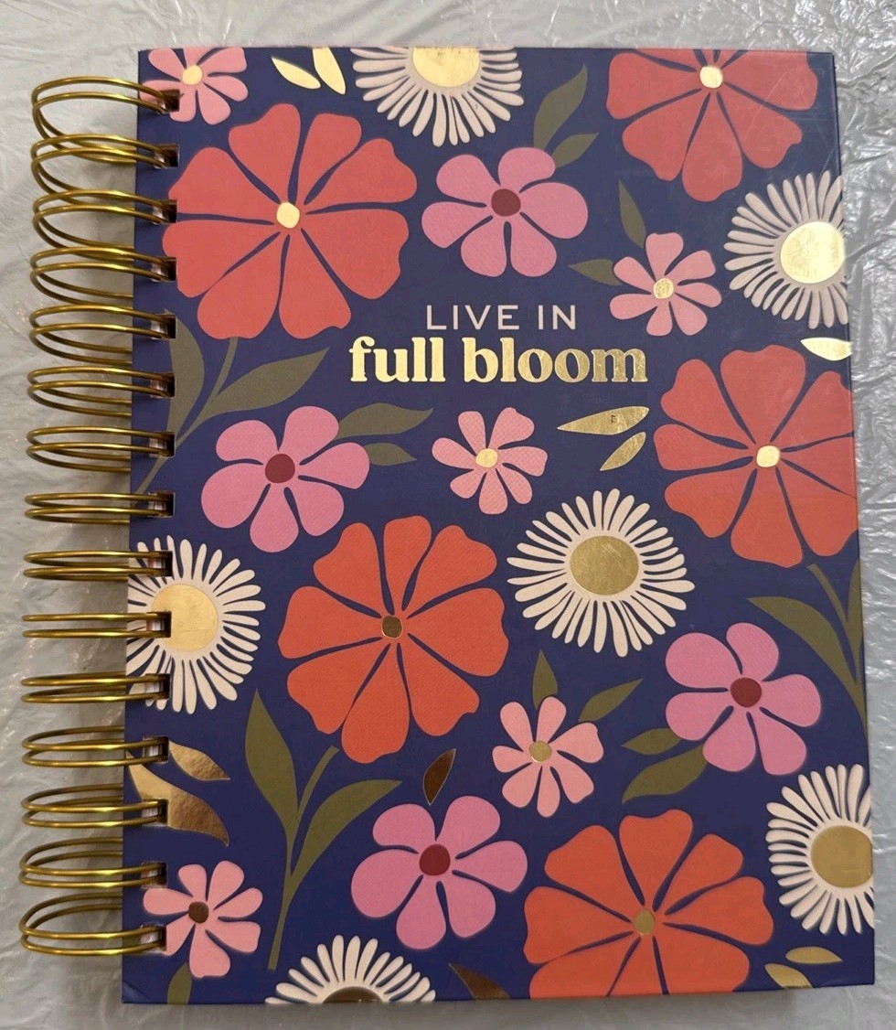 2025 Daily Planner Live In Full Bloom Clean New Pages FREE SHIPPING