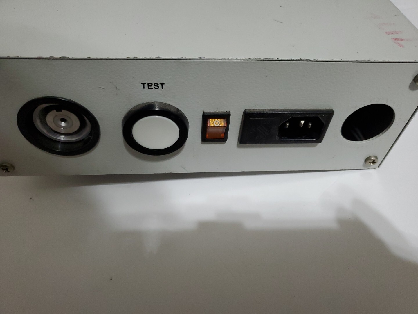 Leybold QT 100 Quick Test Sniffer Leybold UL series leak detector W/ Probe/Power