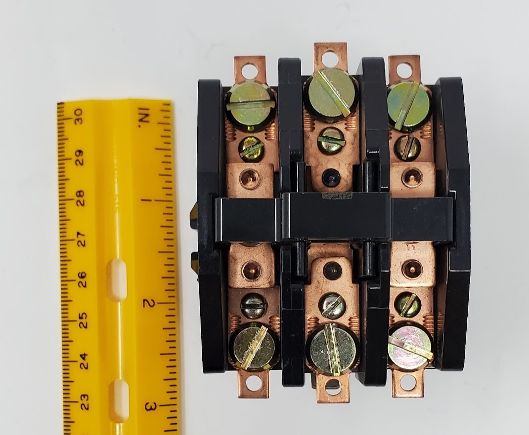 Siemens Furnas 41NB21AG Relay, AC. 2 Pole NO/ 1Pole NC, 25Amp, Coil: 208-240 VAC
