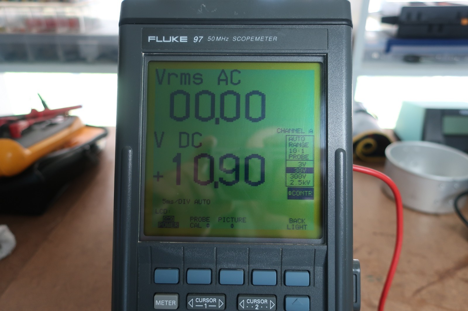 Fluke 97 Auto Scopemeter Dual Trace 50 MHz Handheld Oscilloscope & Accessories