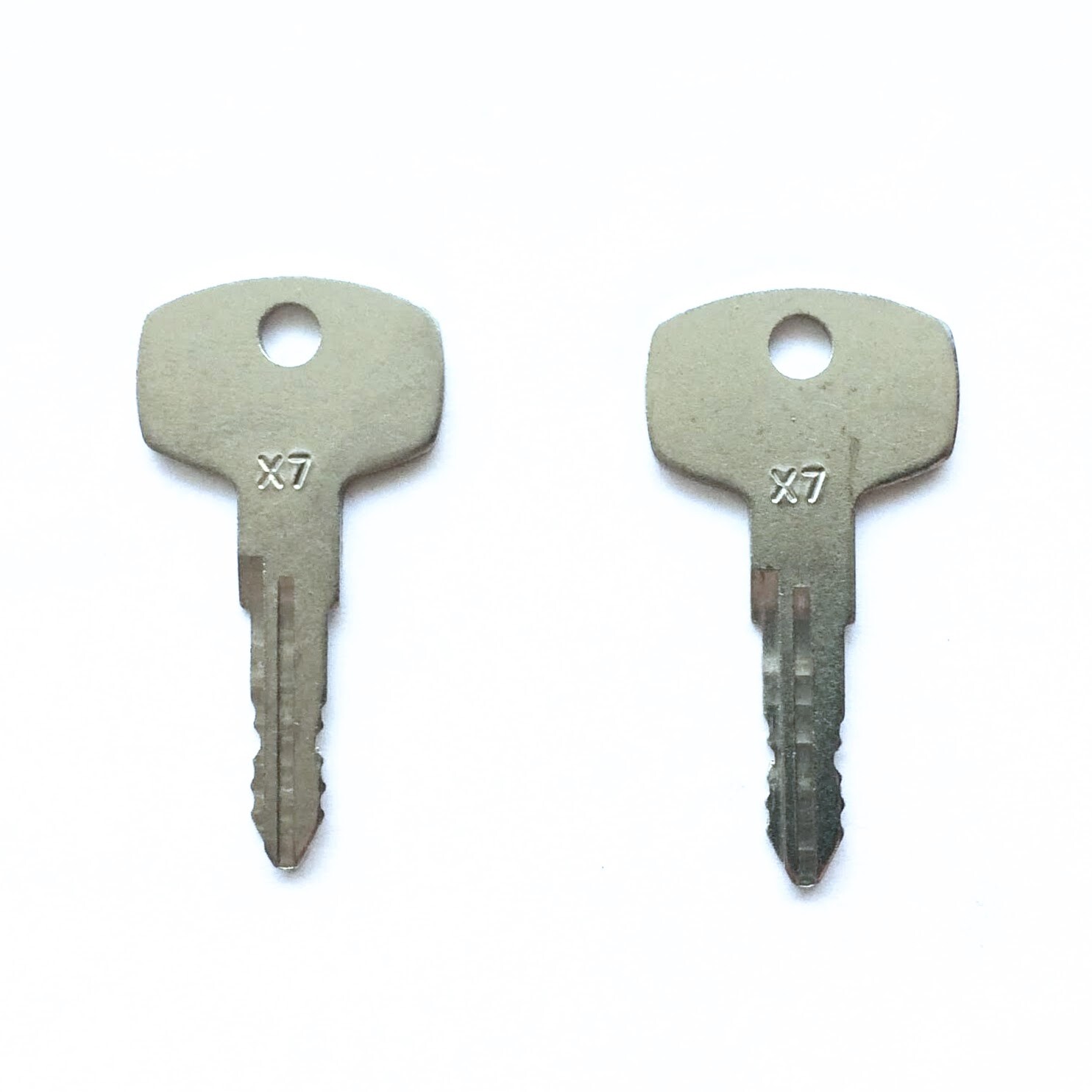 2 Nissan Forklift Ignition Keys for Older Lifts KEY00-000X7