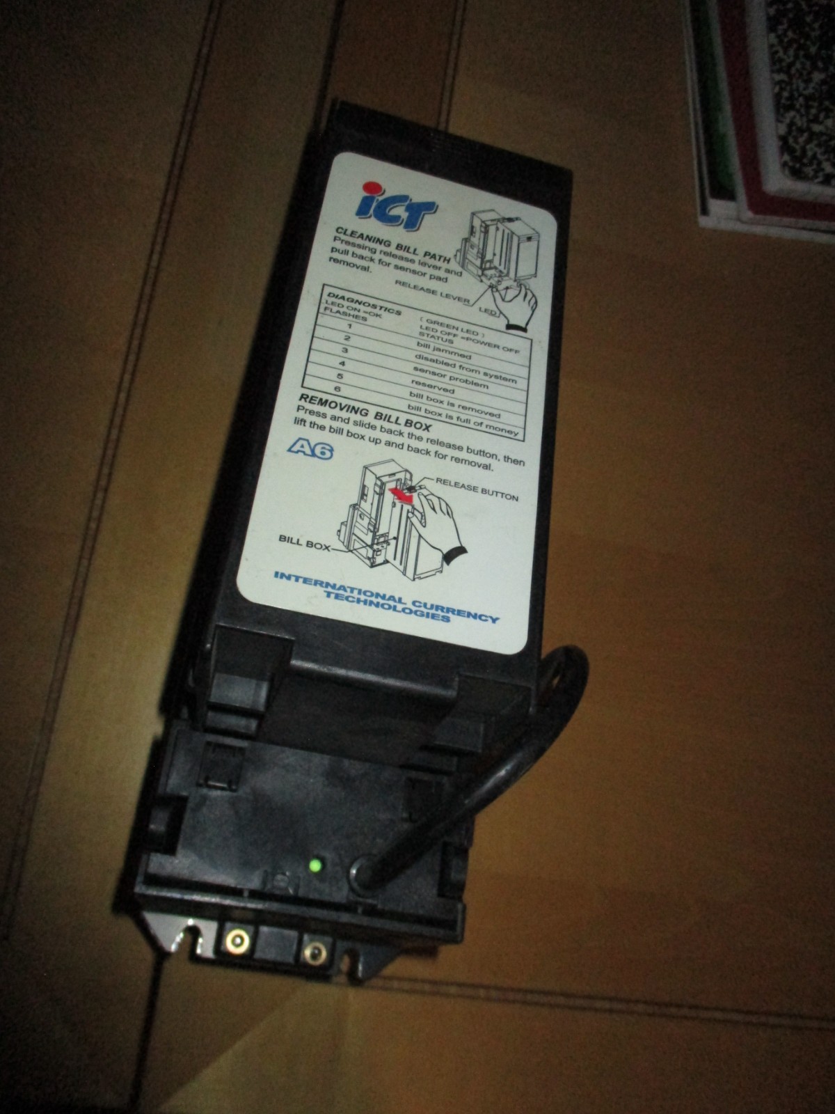 ICT V6-36F0M-USD4-T2 BILL ACCEPTOR, AND MAG. UNTESTED BUT HIGH CHANCE OF WORKING