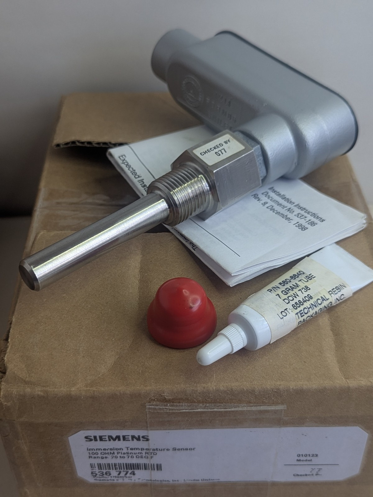 Siemens P/N 536-774 Immersion Temperature Sensor