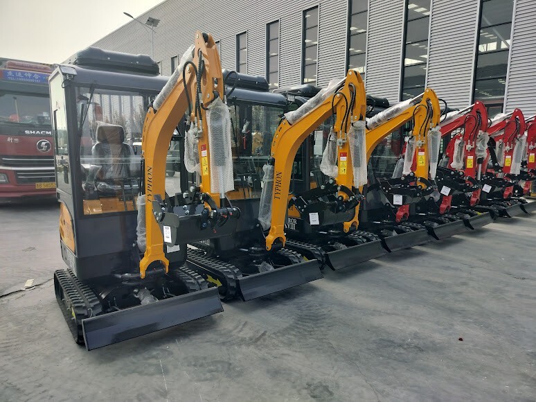 2 Ton New Mini Excavator, EPA certified USA KUBOTA Diesel Engine, FREE SHIPPING