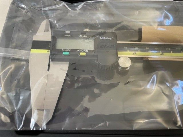 Mitu-toyo 500-193-30 300mm/12″ Absolute Digital Vernier Caliper SALE NOS