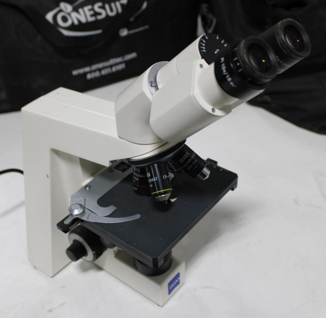 NICE Carl Zeiss Axiostar Plus Microscope W/ Objectives