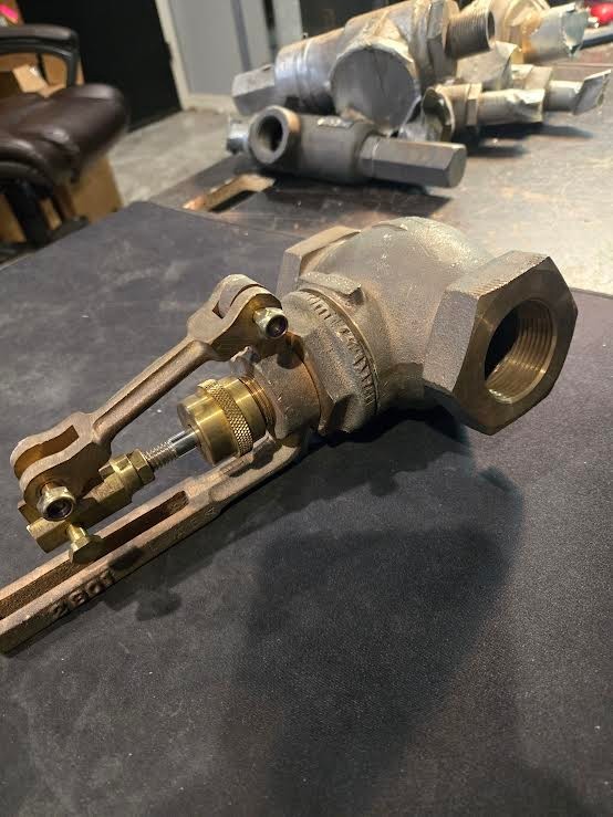 Emerson Fisher A1275 171l-15 171L Bronze Globe Lever Valve NEW $189