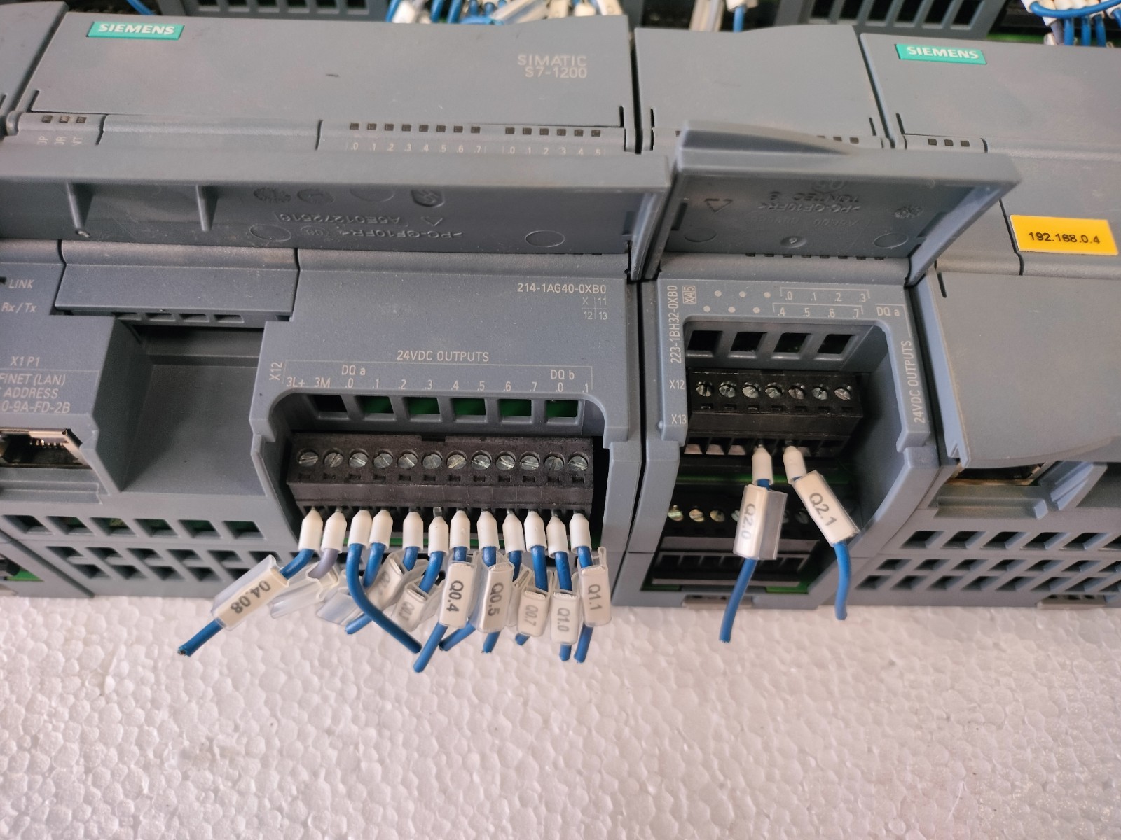 Siemens S7-1200 CPU 1214C DC/DC/DC 6ES7 214-1AG40-0XB0 Plc