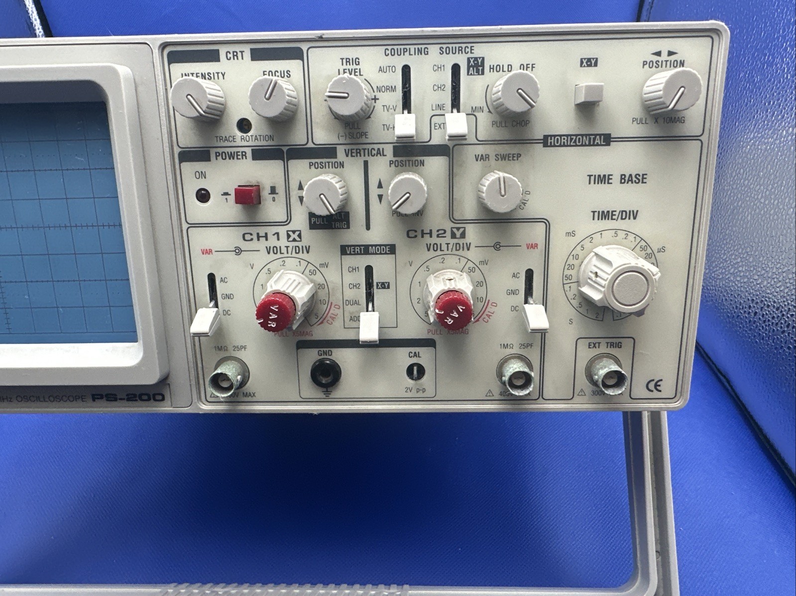 Pintek PS-200 Analog Oscilloscope 20MHz Dual Trace, Dual Trigger