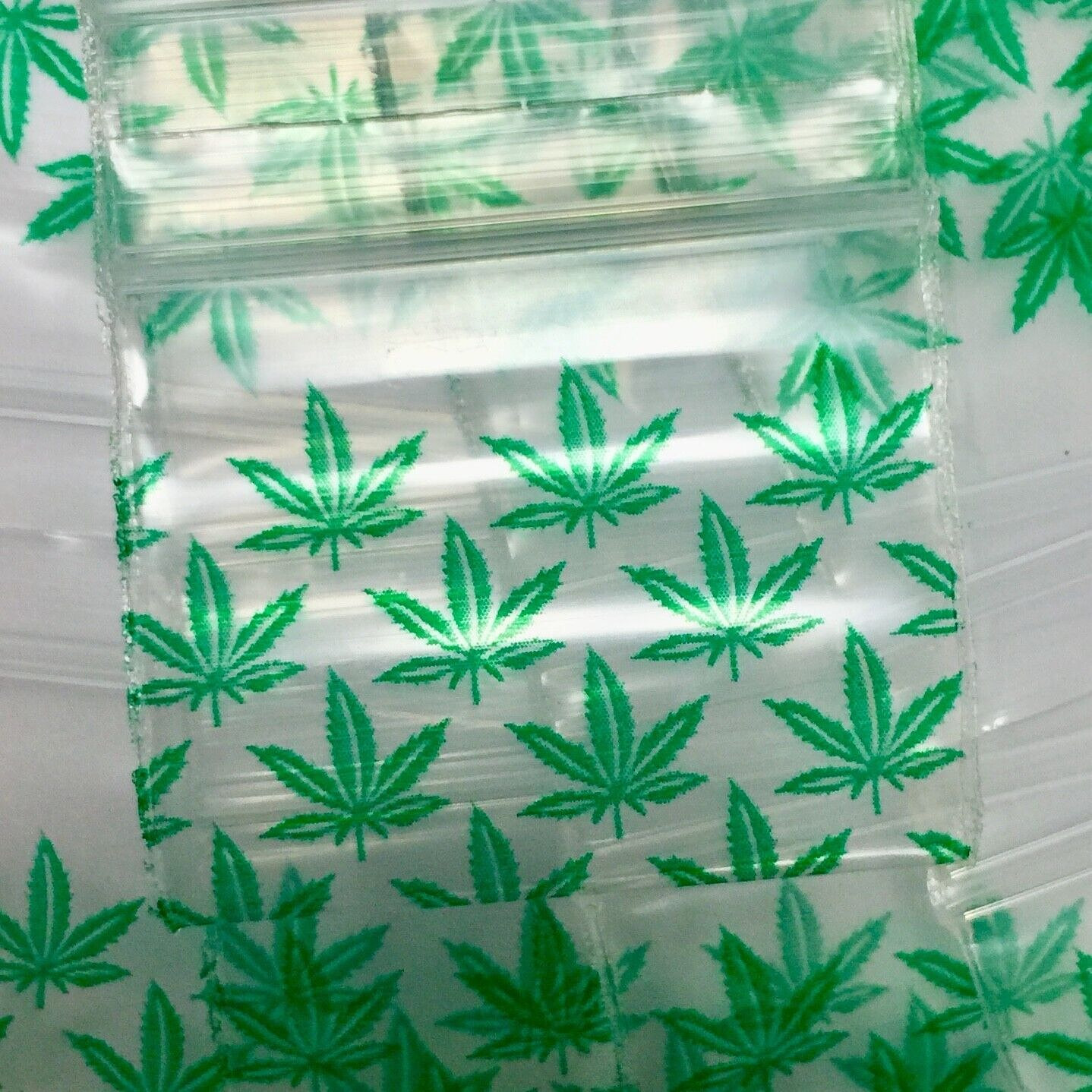 2.5 MIL 12510 MINI ZIP DESIGN BAGS 1.25″X1″ 10 DSN PRE-MIX 1000PCS, READ DETAILS