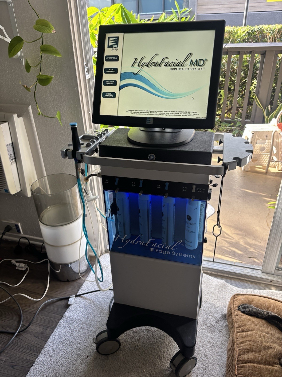 Edge Systems HydraFacial MD Hydradermabrasion Skin Cleansing Cart-Mounted