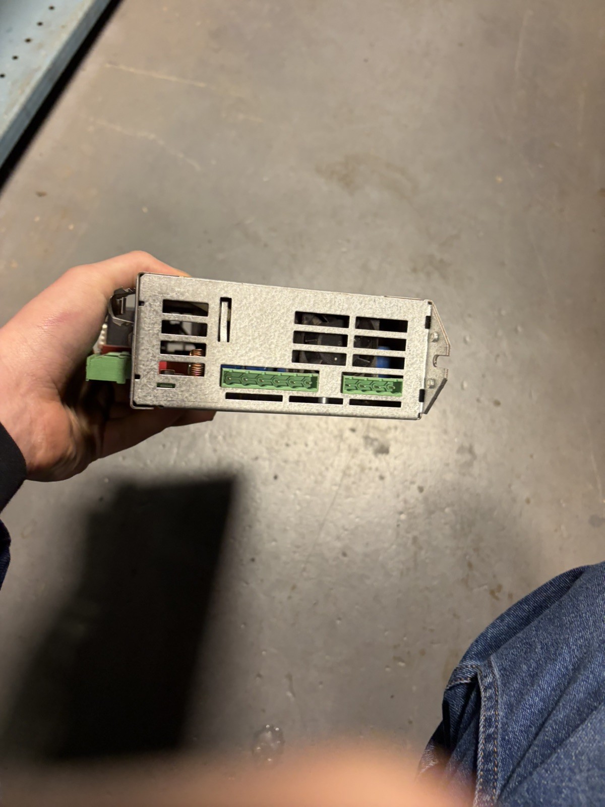FAS FAS4028 Posidrive 3 Pole 400VAC Input 4.0A Output 1.5kW Motor USED