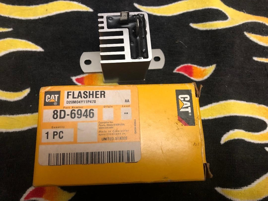 NOS Genuine Caterpillar CAT 8D-6946 Flasher 24V 8D6946 MODEL 1425CR OEM USA