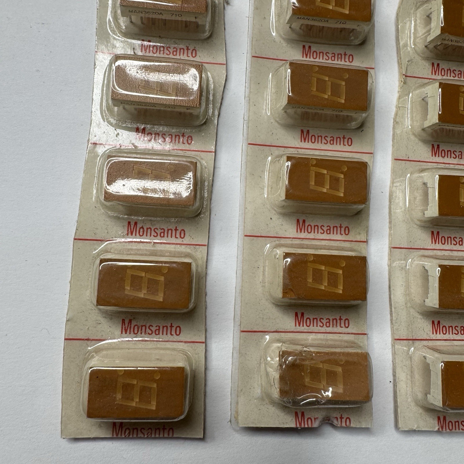 Monsanto MAN3620A LED Display Module Lot of 15 NOS Malaysia