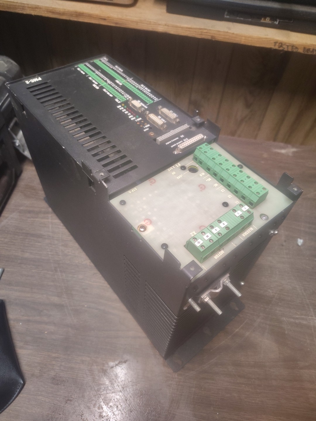 SCHNEIDER ELECTRIC PMC-2/11/25/001/00/00/01/00/0K / PMC21125001100001000K (USED)