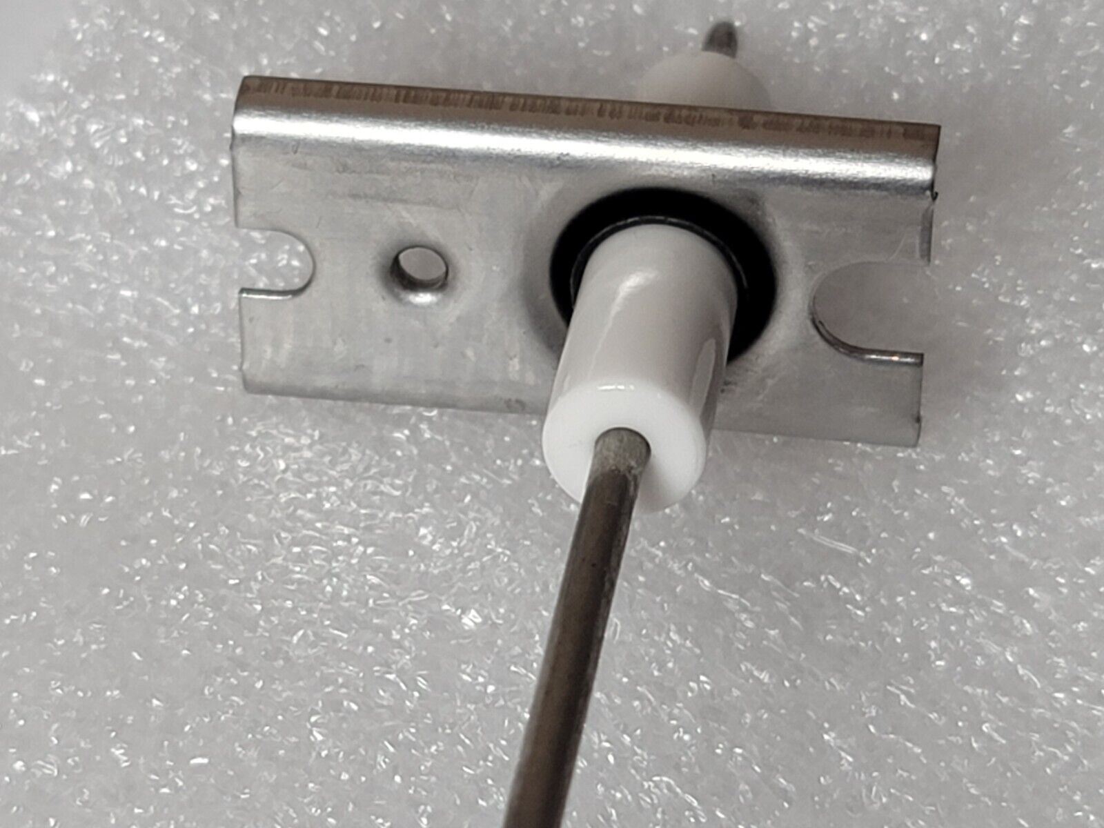 Carrier 50HJ401431 (PSE-CE14) Flame Sensor (Genuine Part USA. 60 Days Return)