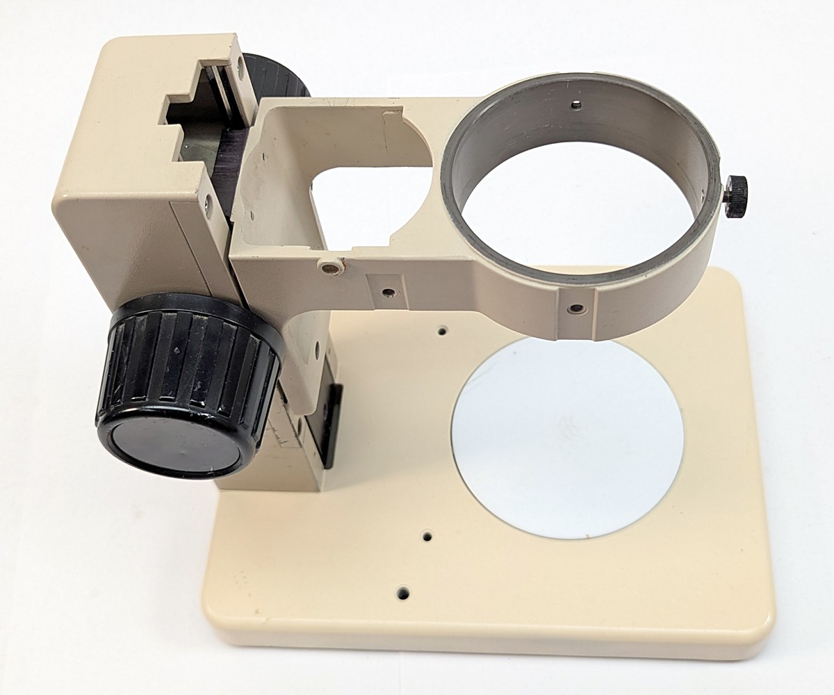Olympus SZ30/SZ-30 StereoZoom Microscope w/SZ-ST Base/Fiber Light – Refurbished