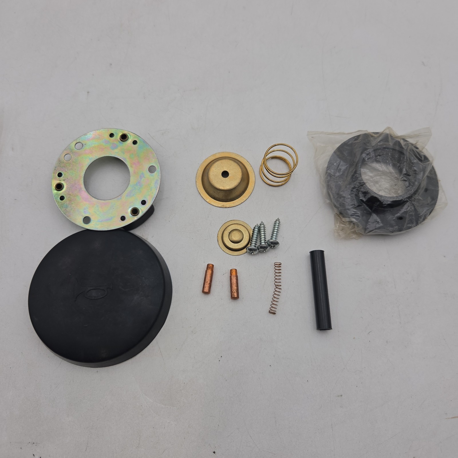 Clark Forklift Horn Button Kit – 1810400 – Black Button Replacement