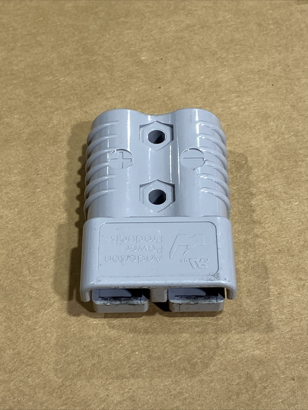 SB175 Anderson Housing, Gray, 175 Amp, 600V, New 1 Piece