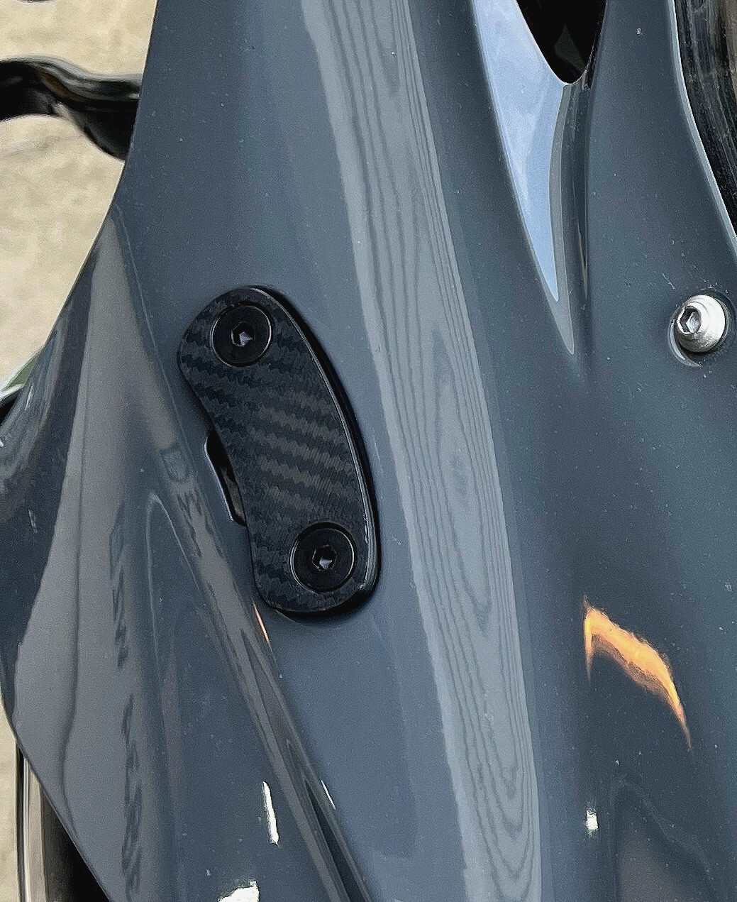 Kawasaki ZX10R (18-24) Mirror Block Off Plates