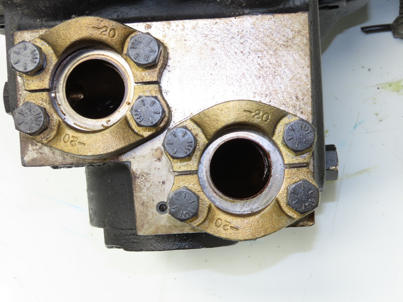 Kawasaki Staffa HM/C080/Z/60/40/F3/C1/30/PL223 Radial Piston Hydraulic Motor