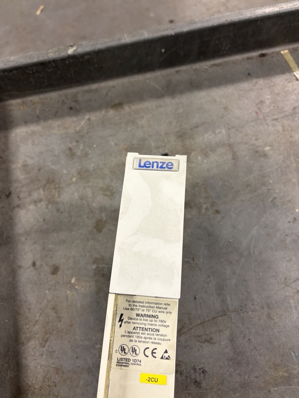 LENZE EMB9352-E BRAKE MODULE USED