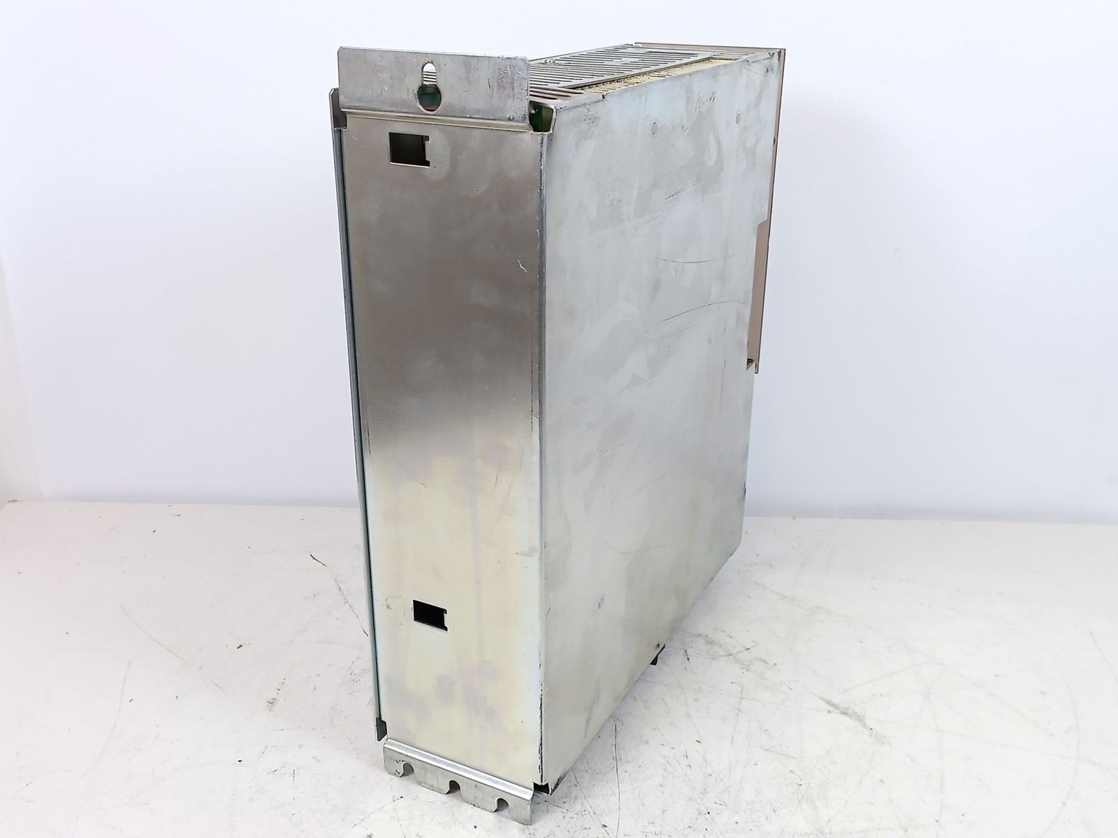 Indramat TDM1.2-100-300-W1-000 AC Servo Controller
