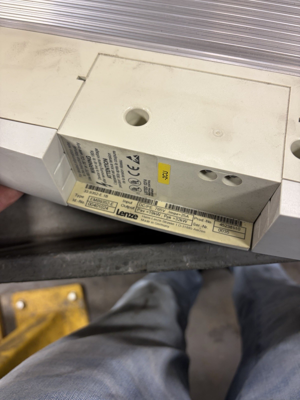 LENZE EMB9352-E BRAKE MODULE USED