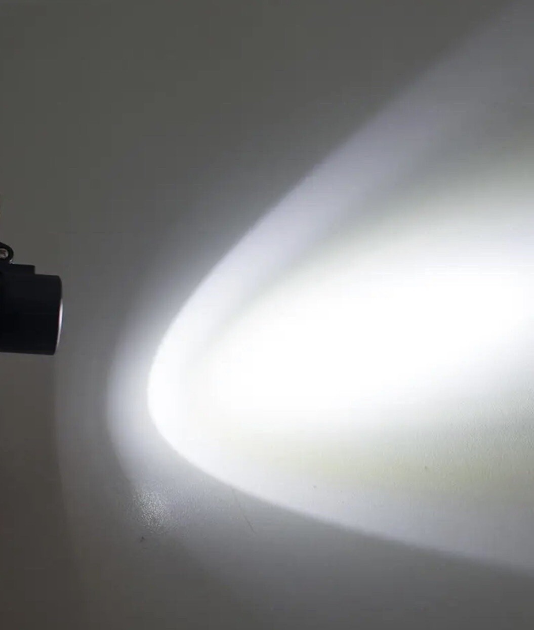 30 Days Warranty Dental Portable LED Headlight Surgical For Binocular Loupes.