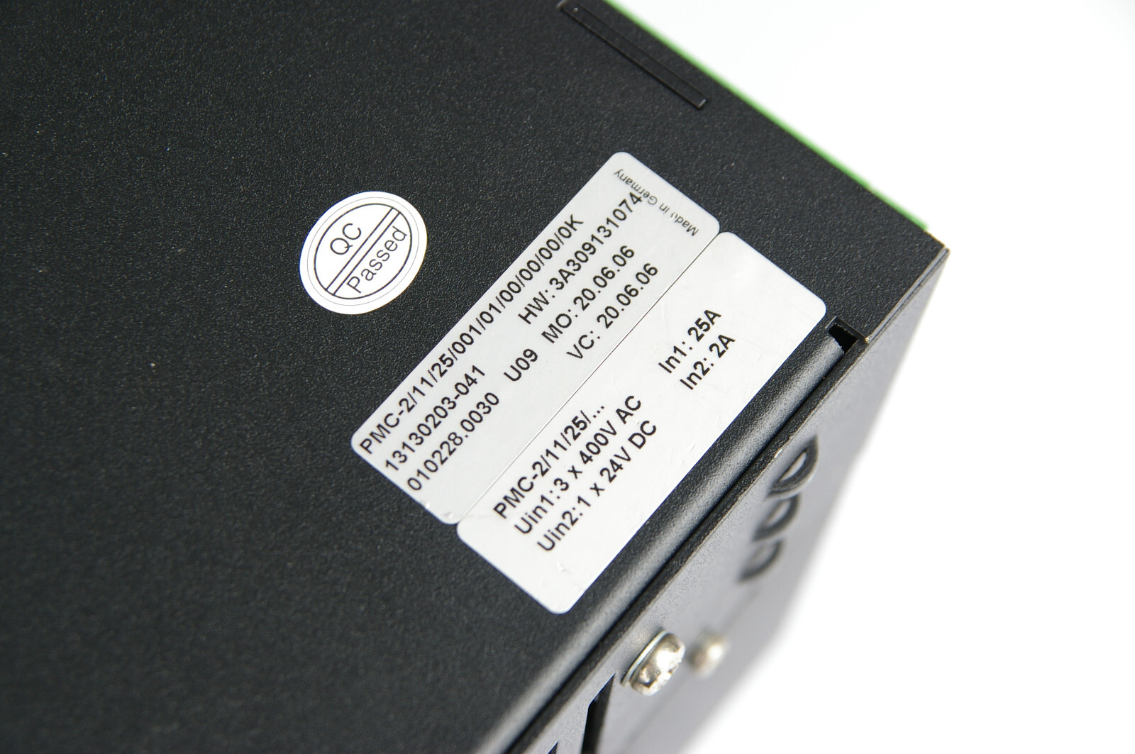 ELAU PMC-2/11/25/001/01/00/00/00/0K Drive Controller + Panel BE-8/10/0