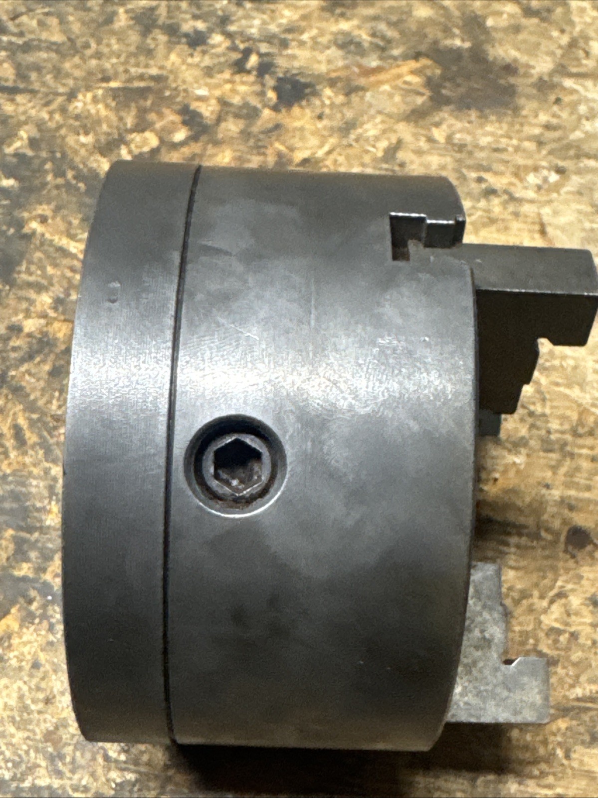 4″ BUCK 3 JAW ADJUST-TRU CHUCK 1 3/4-8 TPI