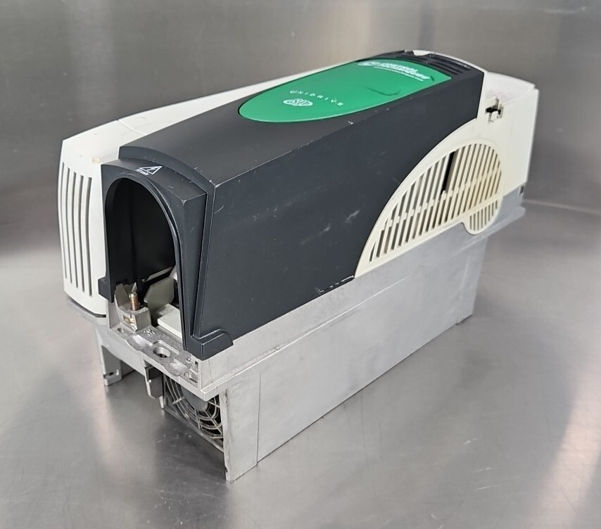 Control Techniques SP2402 Emerson Unidrive SP 7.5/11 kW. Loc1F