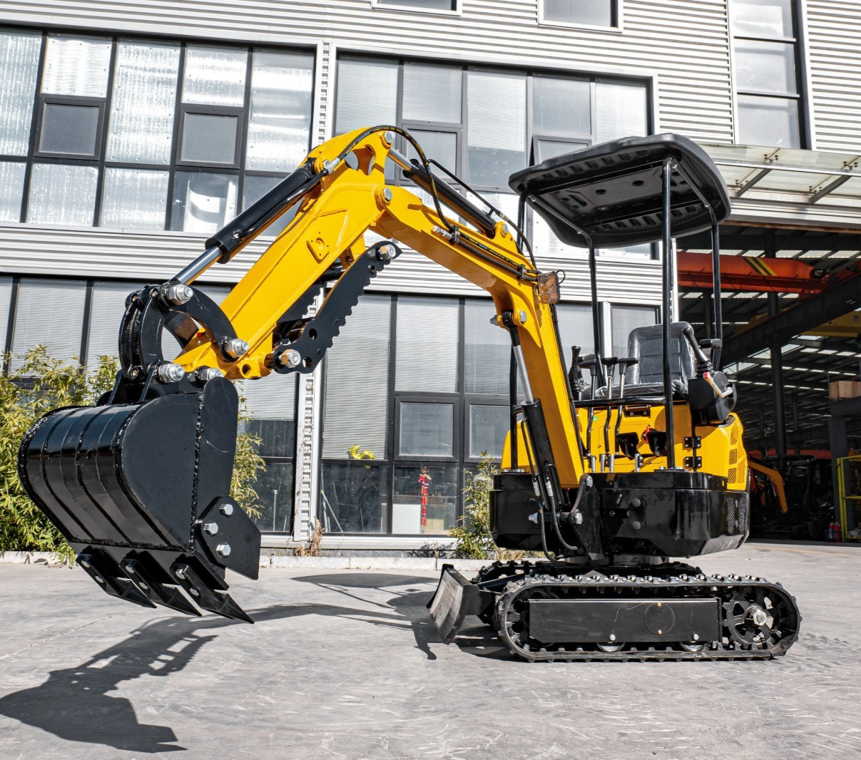 FREE SHIP 1.6Ton 2Ton Mini Excavator EPA B&S Engine Tracked Crawler Digger