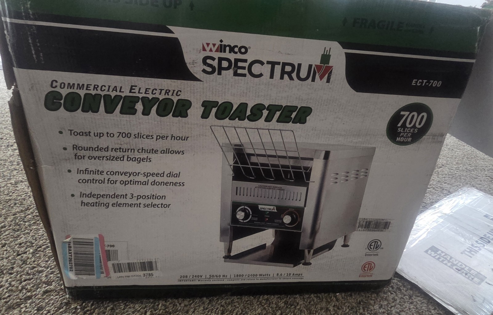Winco Spectrum ECT-700 Commercial Electric Conveyor Toaster 700 Slices/Hr 2 Slot