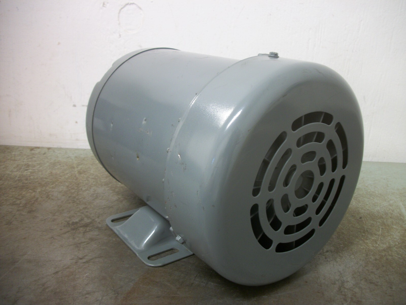 DAYTON 3/4HP F56 TEFC AC MOTOR 2N866Q 440VOLT 3PH 1425RPM NOB