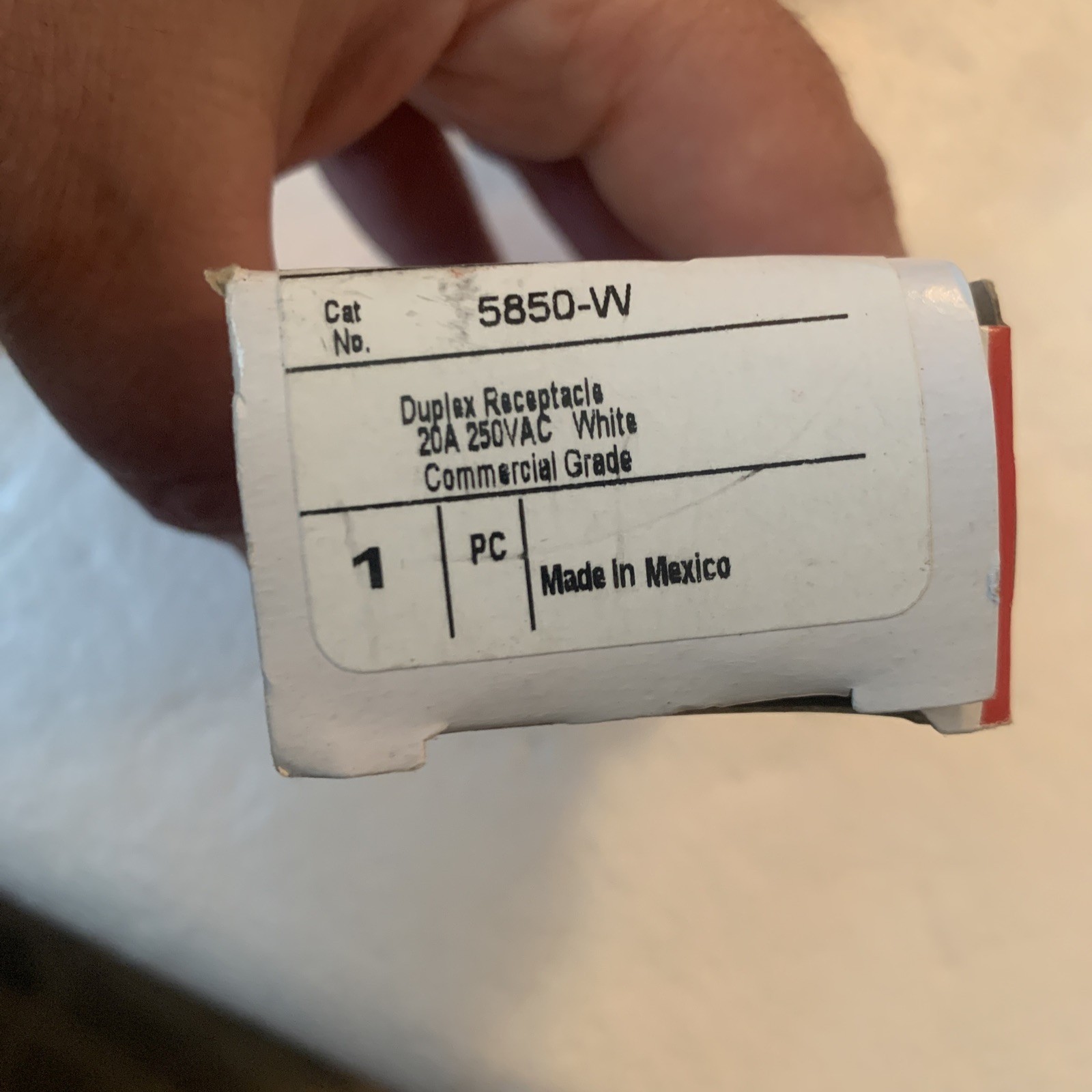 Lot Of 2 Legrand 5850-W Duplex Receptacle 20A 250V WHITE Commercial Grade Mexico