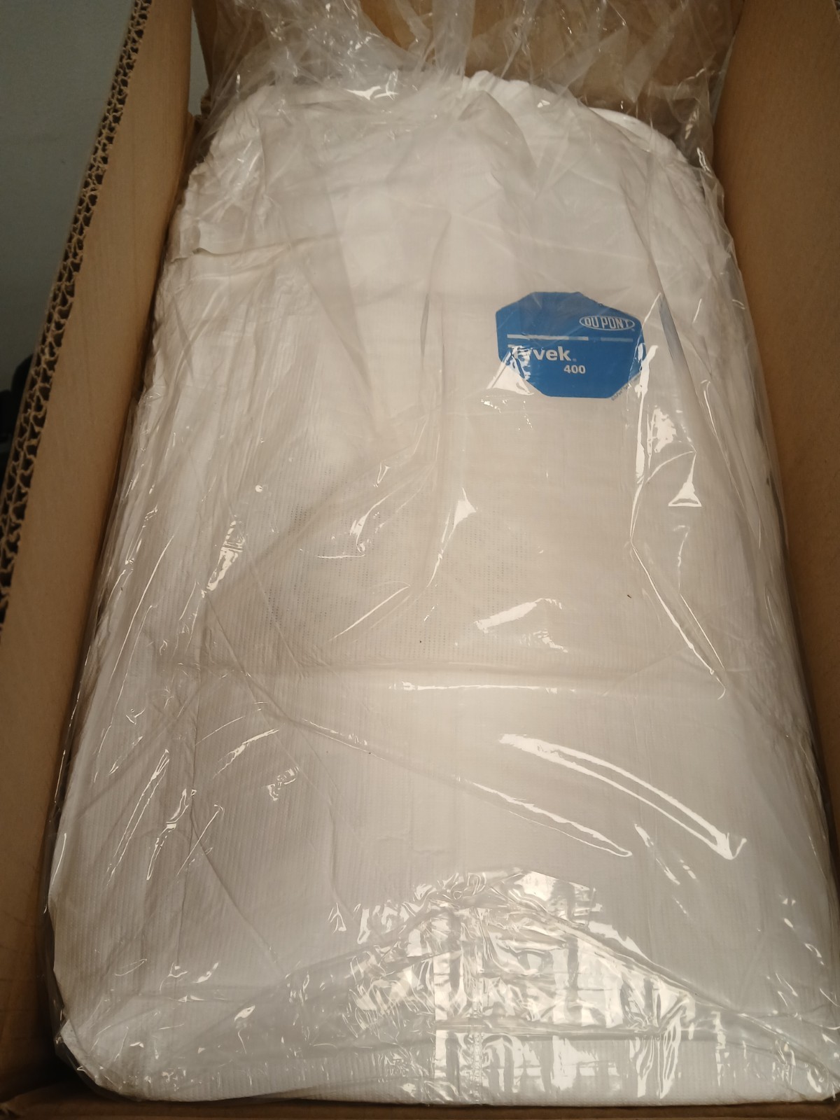 Case of TWENTY-FIVE NEW DuPont Tyvek 400 Coveralls, Size 2XL