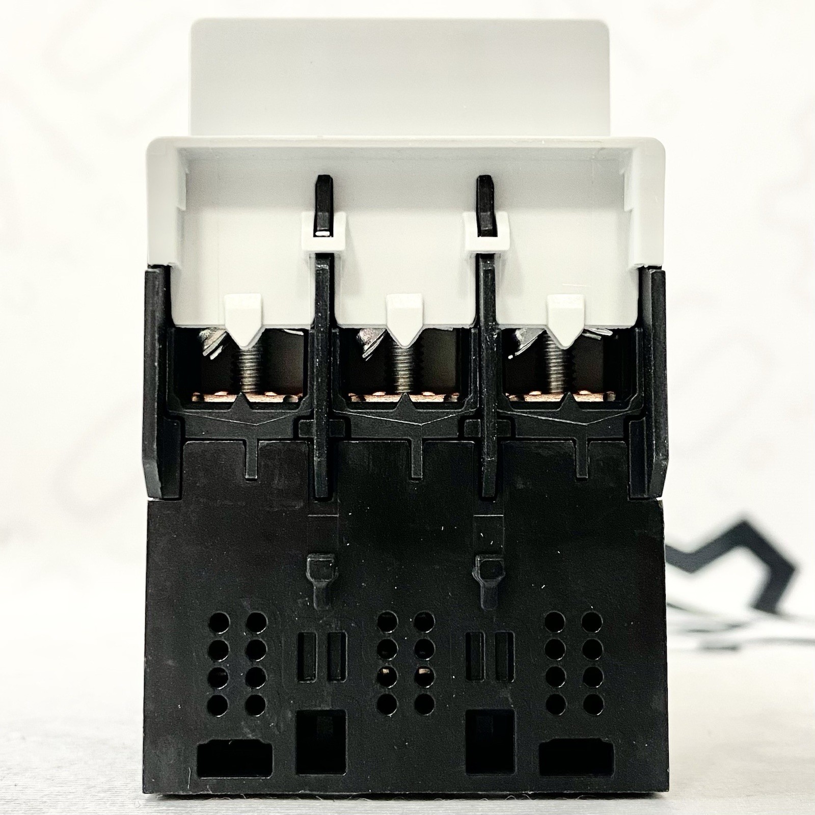 Allen Bradley 140MT-C3E-B63 Motor Protector Circuit Breaker 4-6.3A DIN Rail
