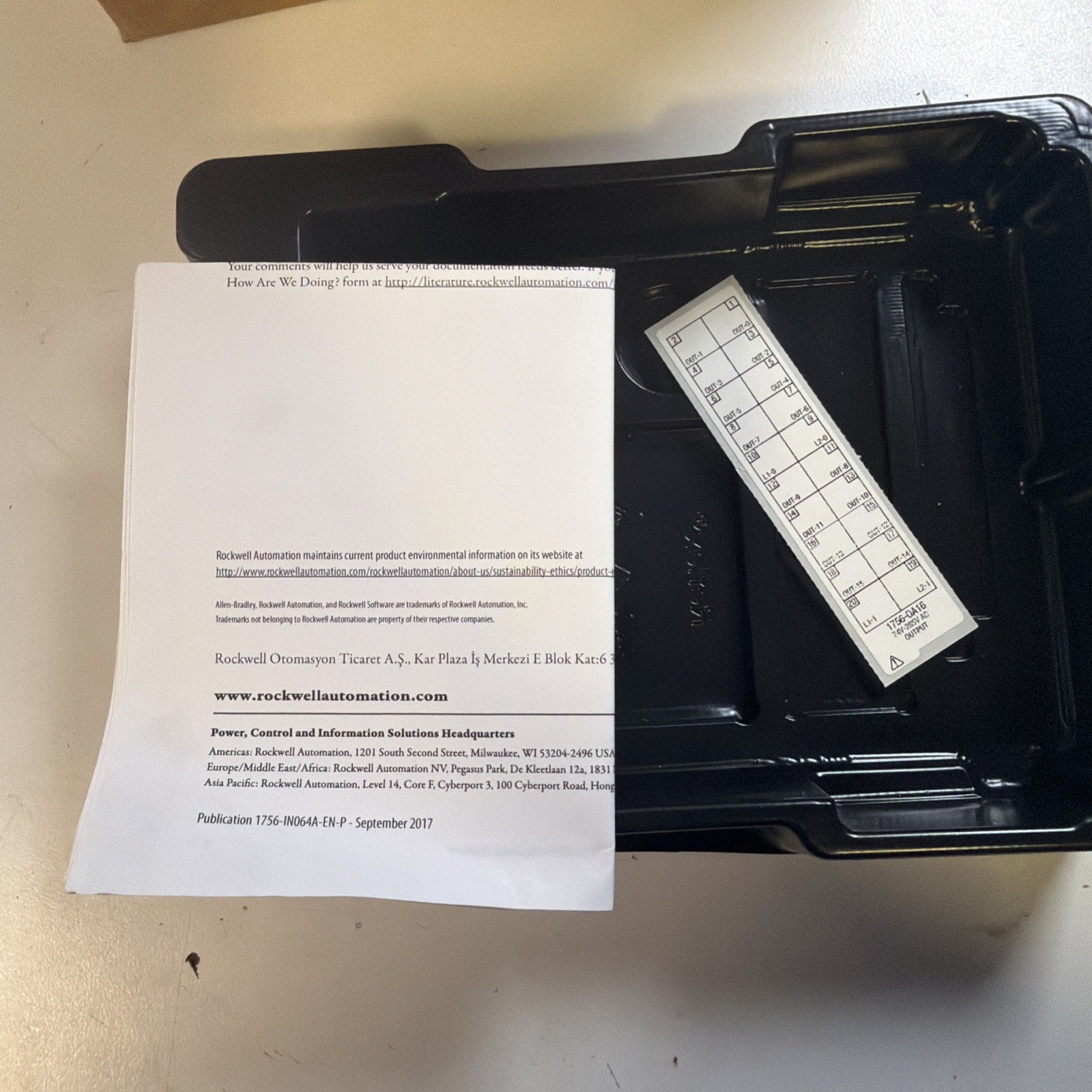 New Allen Bradley 1756-OA16 Series A ControlLogix 16 Point Module