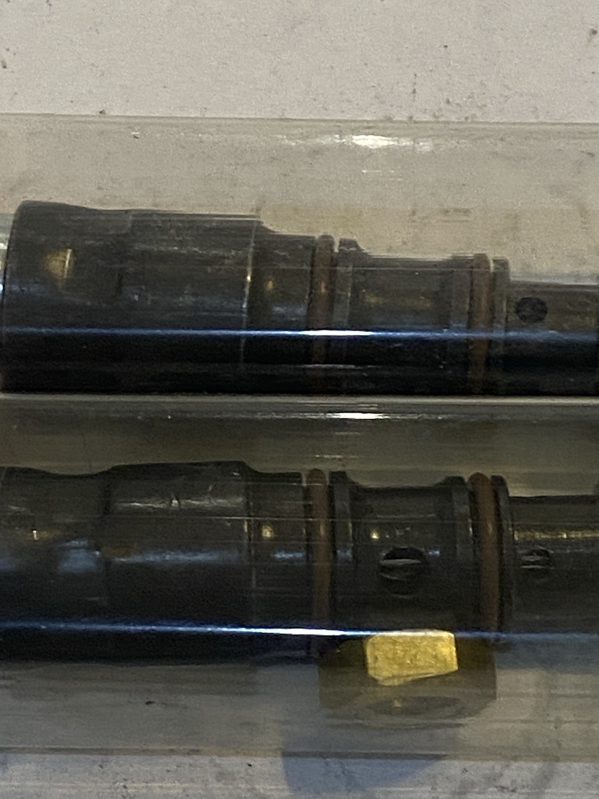 Lot Of 2 NORGREN VALVE CARTRIDGE 241809H
