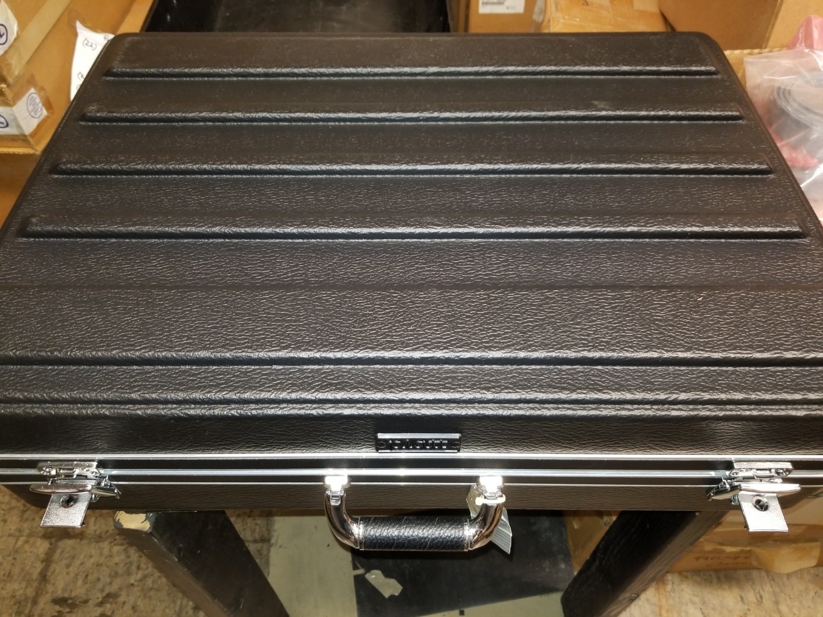 Platt 282007 Heavy Duty Polyethylene Case w/keys I.D. – 27.5″ x 19.5″ x 4″ deep