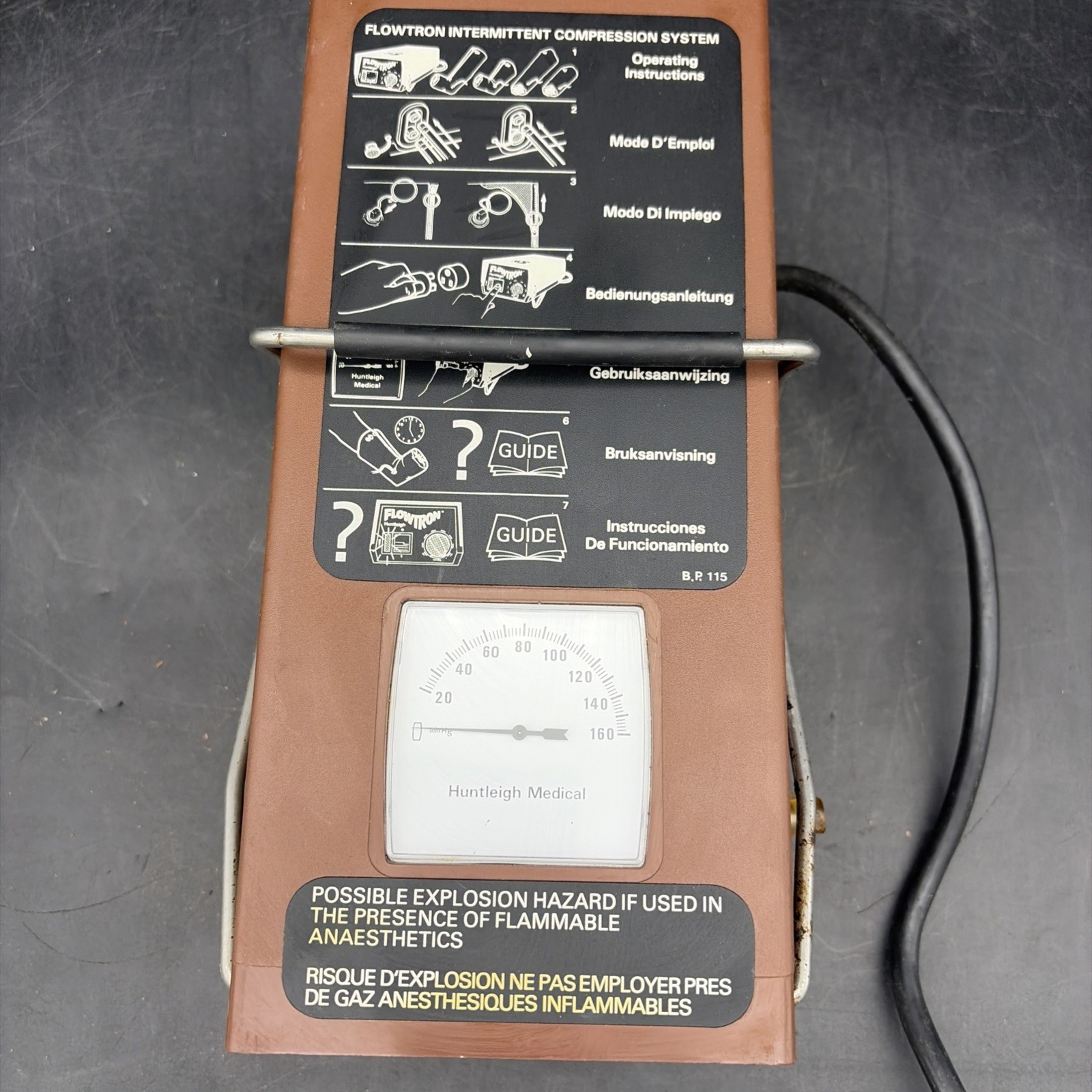 Flowtron Compression System Huntleigh Model AC 200/2.No Hoses Powers On Untested