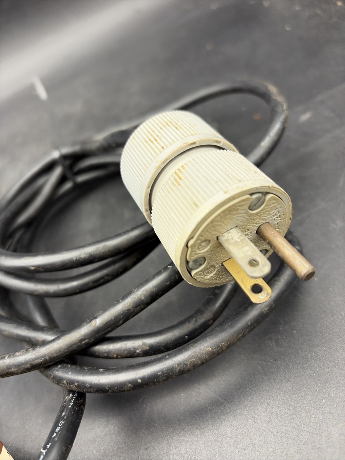 Flowtron Compression System Huntleigh Model AC 200/2.No Hoses Powers On Untested