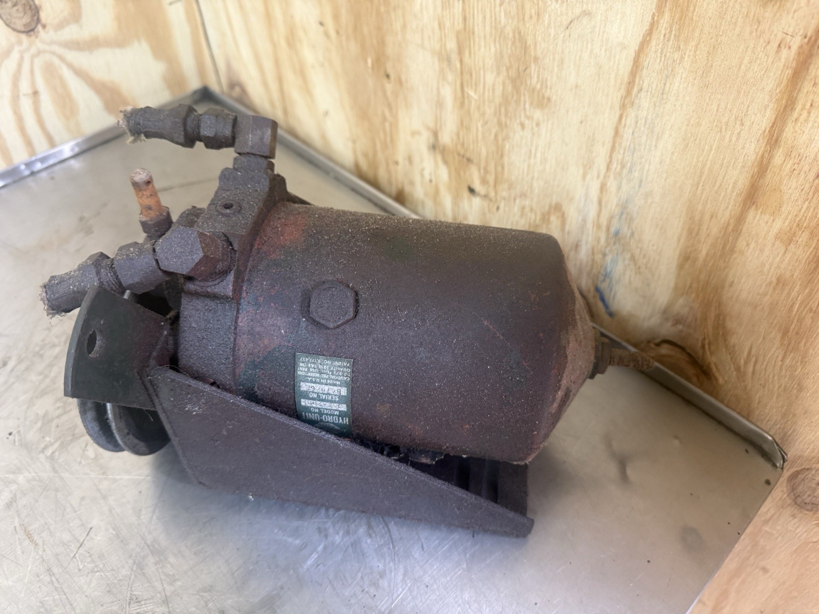 Hydro-Unit Model 03A2002 Pump Belt Driven Hydraulic Pump