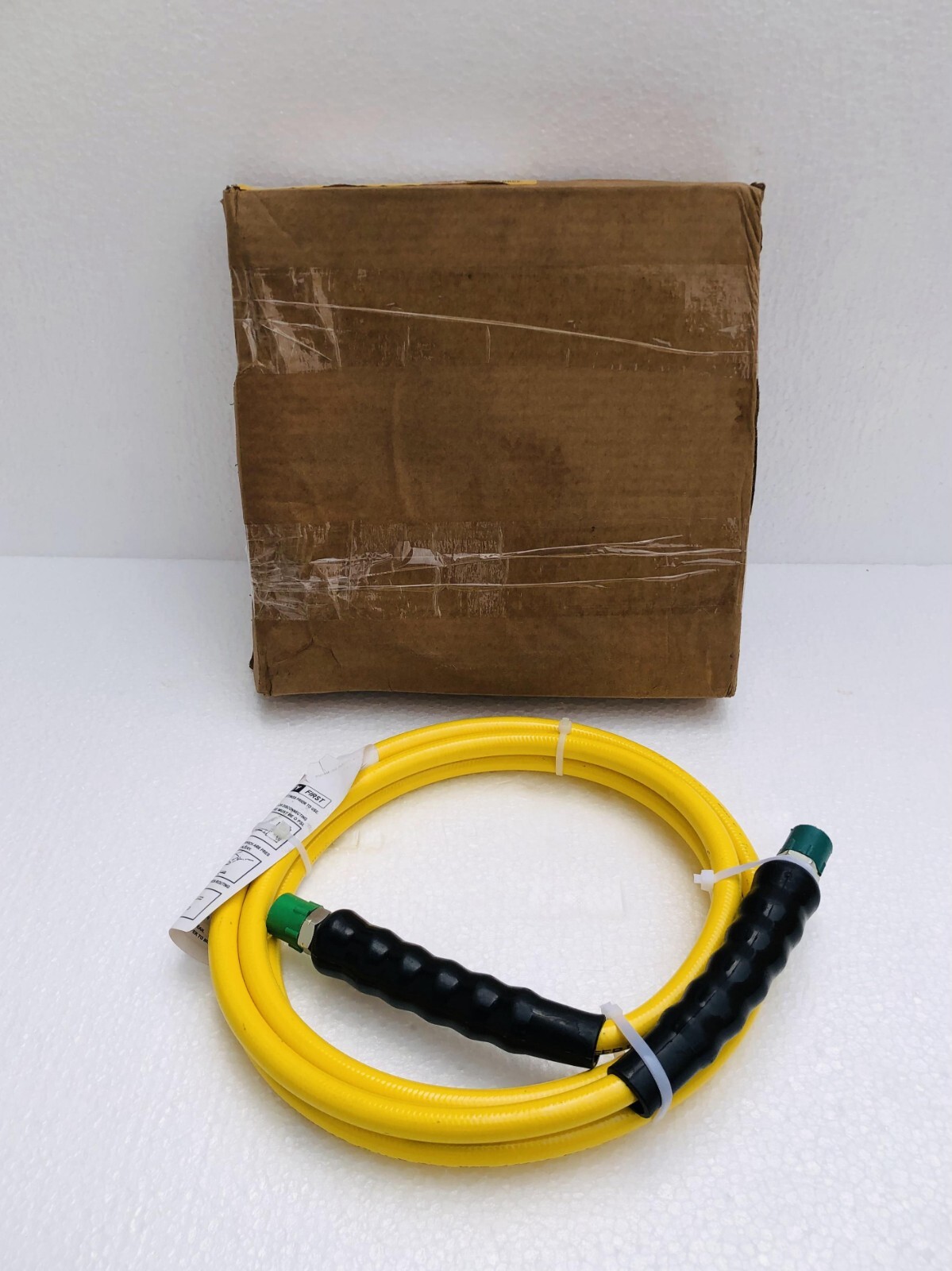 Enerpac H7210 High Pressure Hydraulic Hose 10 Ft. 3/8″ NPT 700 Bar/ 10,000 PSI